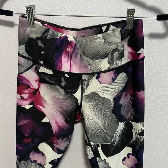 CALIA by Carrie Underwood Floral Leggings - Black and Pink - Picture 2 of 10